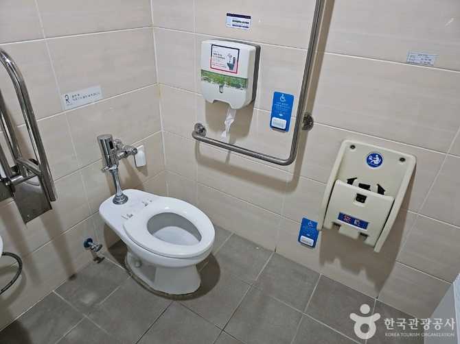 Visit BEXCO - image 15