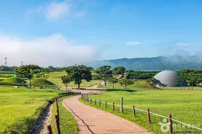 Discover the Historic King Geongdeok - image 3