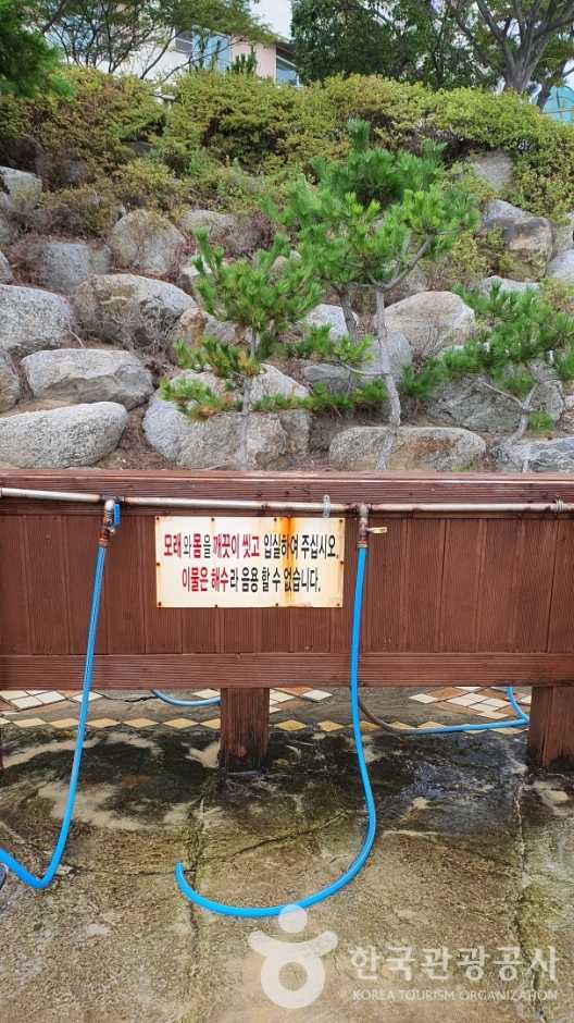 고성 마차진해변 여행 가이드: 조용한 해변과 천혜의 자연경관 3