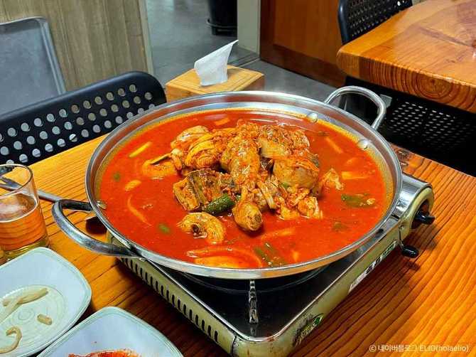 Experience Traditional Korean Chicken St - image 3