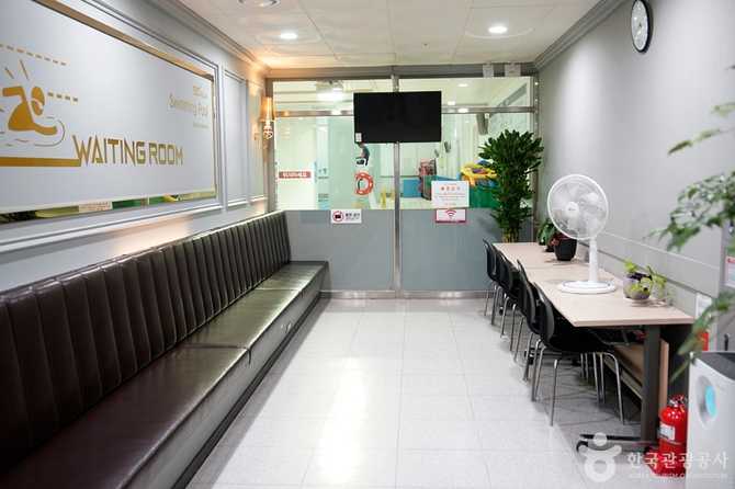 50 Plus Swimming Pool in - image 3