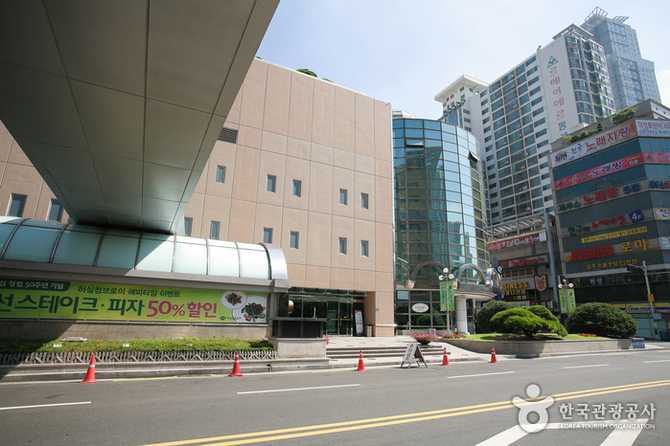 부산 동래구 호텔 농심, 온천과 최고의 서비스 제공하는 특급호텔 3