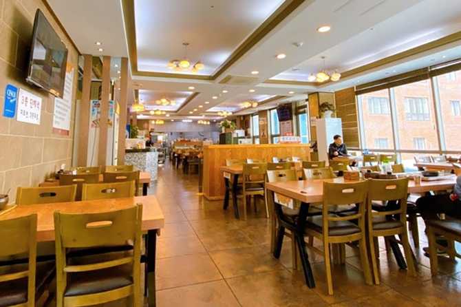 Subok Pork Soup Restaurant - image 3