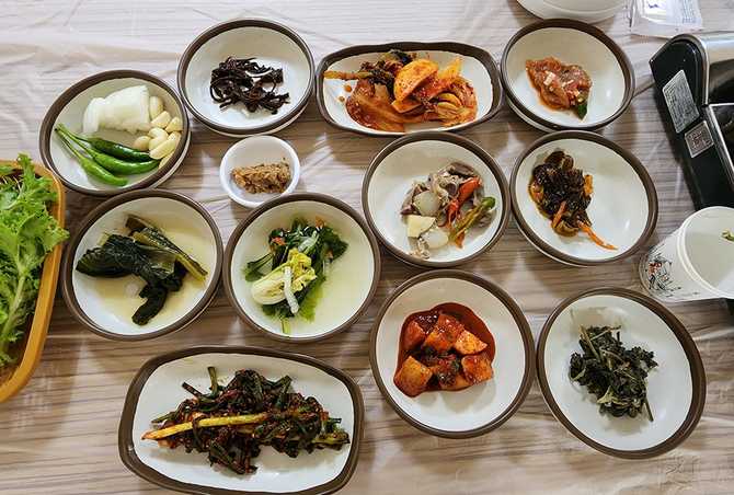 밀양 얼음골 가마솥 누룽지 맛집, 백숙과 자연경관 즐기기 4
