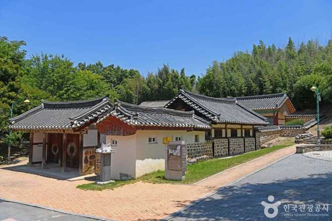 죽림서원: 충청남도 논산의 역사적 서원과 문화유산 안내 4
