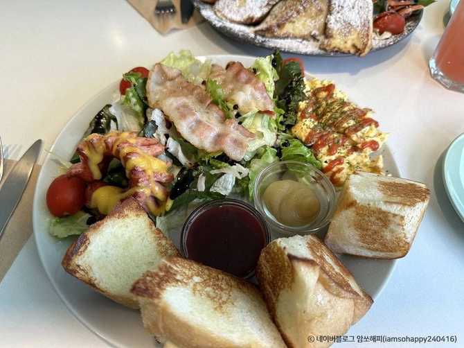 서울 동대문구 맛집, 봄솔레씨네에서 건강한 브런치와 파스타 즐기기 4