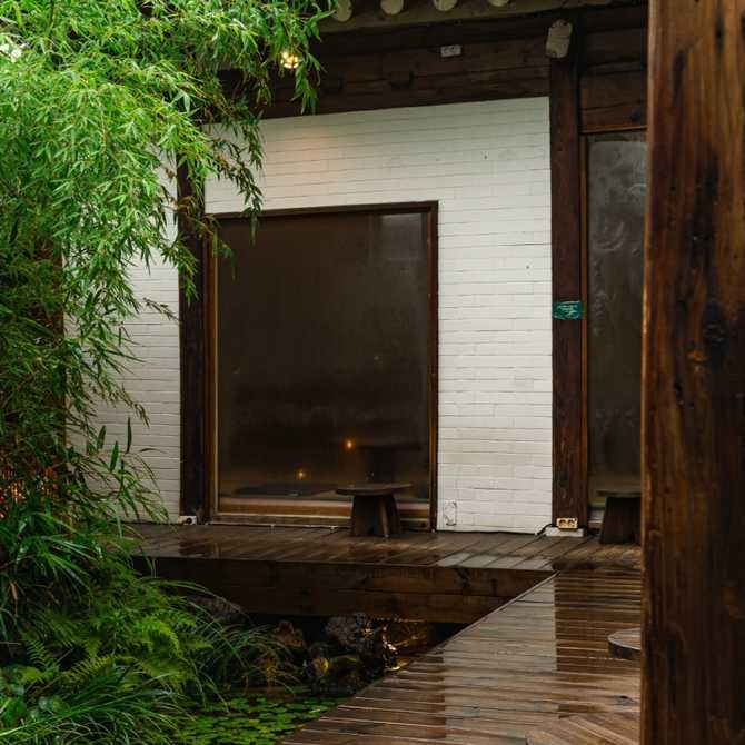 Experience Traditional Hanok and Modern - image 6