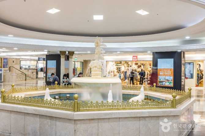 Explore Busan Seomyeon Underground Shopp - image 4
