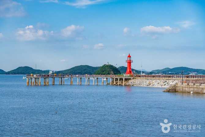 Jebu Island Lighthouse - image 6