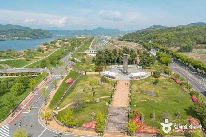 Discover the Scenic Beauty of - image 6