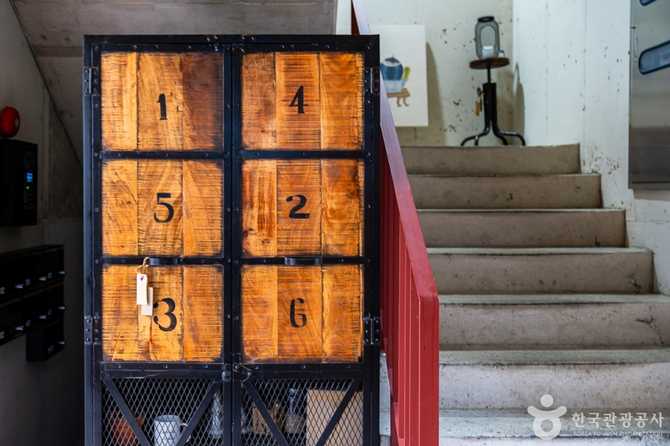 Discover the Unique Cultural Space - image 8