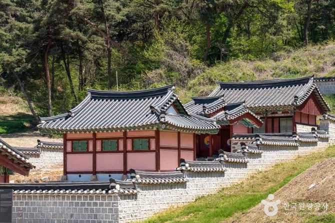 Discover Anseong Seowon - image 6
