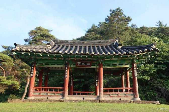 Discover Goesan Chilchungsa and Pisejeon - image 10
