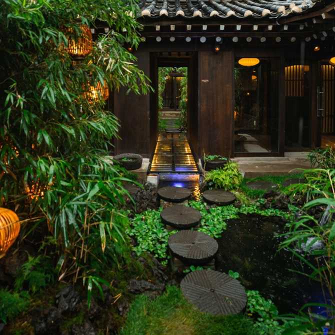 Experience Traditional Hanok and Modern - image 8