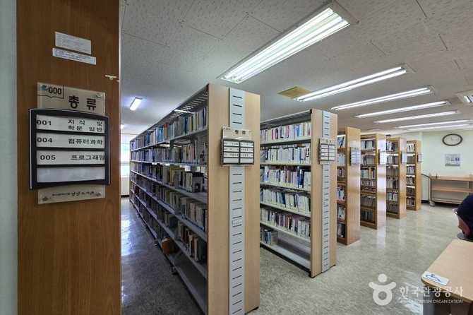 부산광역시립 명장도서관 정보와 이용 안내 11