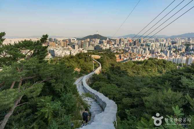 Inwangsan Mountain - image 8