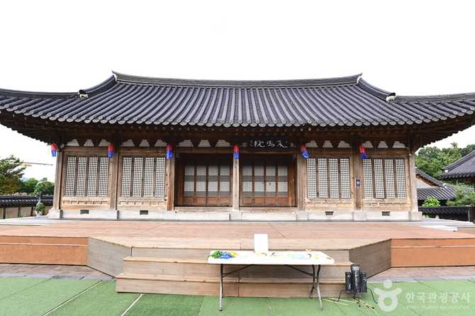 전주한벽문화관 가볼 만한 문화공간, 공연과 체험이 모두 가능한 복합문화시설 7