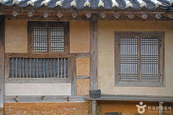 Explore the Historic Hwaseong Jeong - image 10
