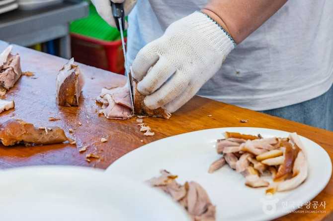 부평족발골목: 부산의 대표 족발 맛집 거리와 방문 정보 11