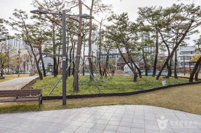 Guro Children's Park - image 10