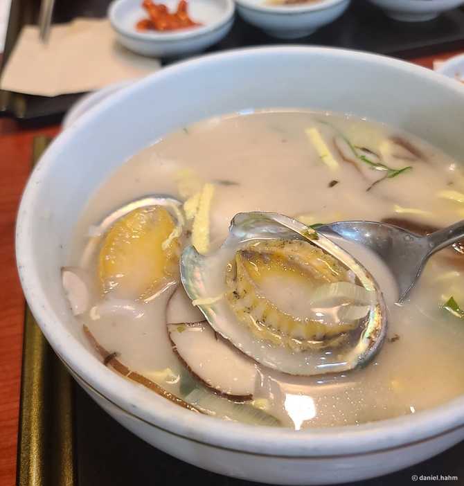 서울에서 맛보는 새봄떡국국수 맛집 추천과 인기 메뉴 안내 1