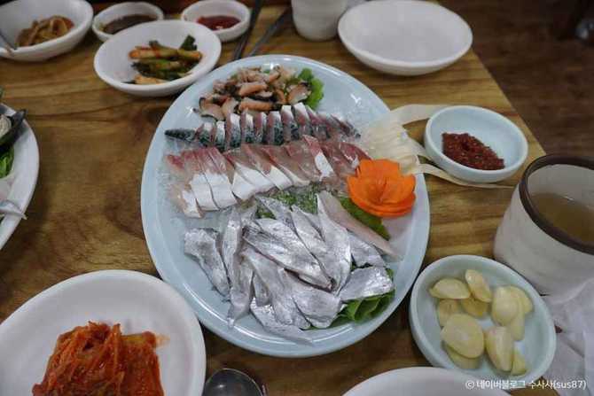 Seogwipo Cheongun Restaurant - image 1