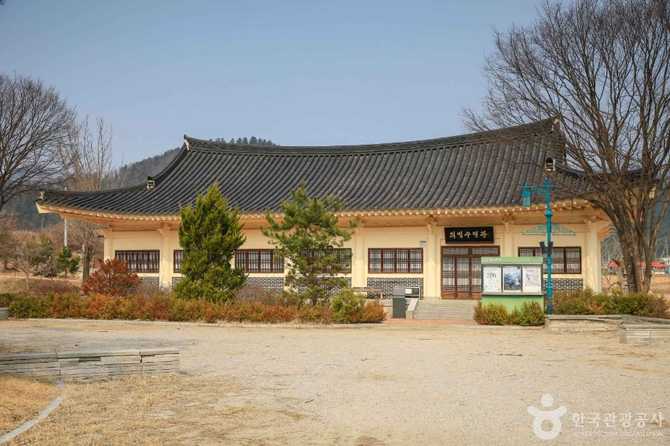 춘천 의암류인석기념관: 독립운동과 의병 정신을 만나는 역사 공간