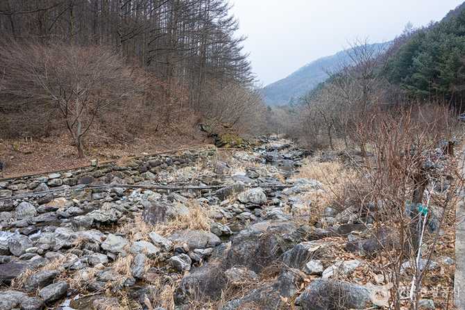 경기도 가평 명지산 트레킹 코스와 자연경관 안내