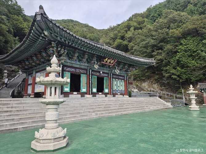 창원 진해 삼밀사: 자연과 역사를 품은 작은 암자 안내 1