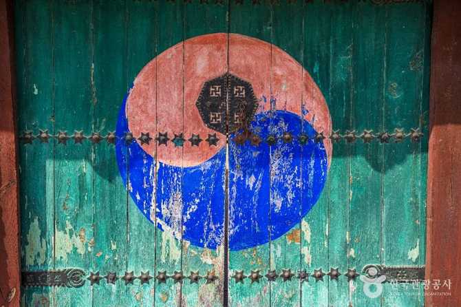 안동 태사묘: 고려 태사들의 위패를 모신 역사적 유적지 8
