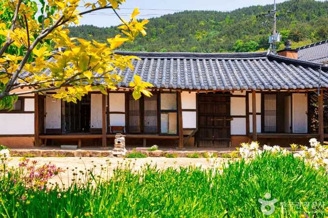 Visit the Lee Chung - image 2