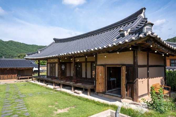 영양군 연당림 한옥 카페, 전통과 지역 재료의 만남 13