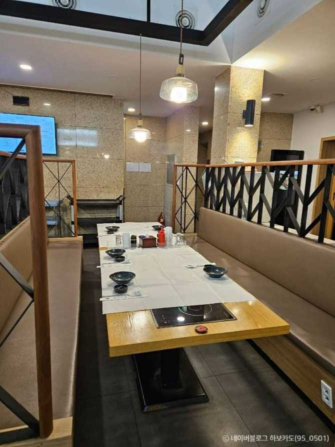 Seafood Restaurant in Gunsan - image 11