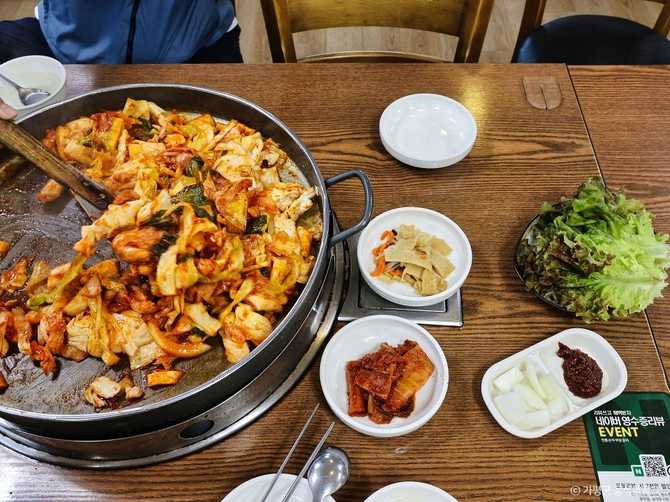 경기도 가평 전통손두부닭갈비 맛집, 건강한 철판닭갈비와 두부요리 추천 3