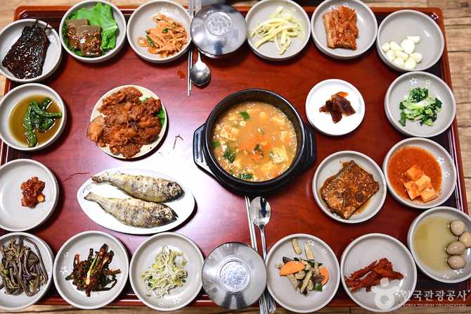 순창 옥천골한정식 맛집 가이드: 전통 한상차림과 정성 가득한 메뉴 소개 5