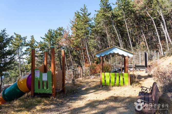 Discover Hwindo Meadow Park - image 6