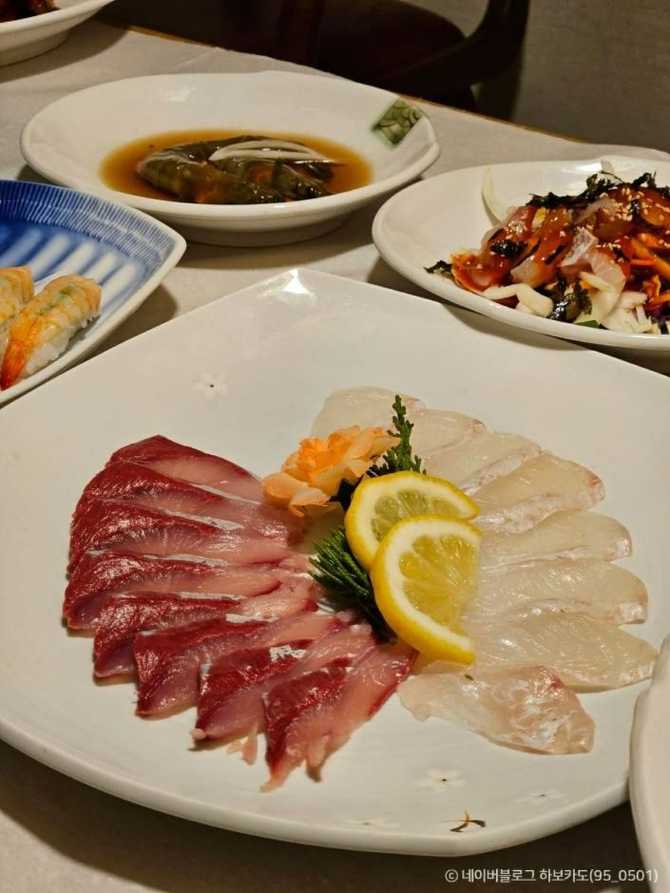 Seafood Restaurant in Gunsan - image 15