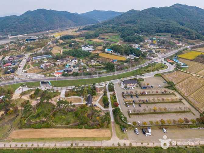 Discover Yecheon Samgang Cultural Comple - image 7