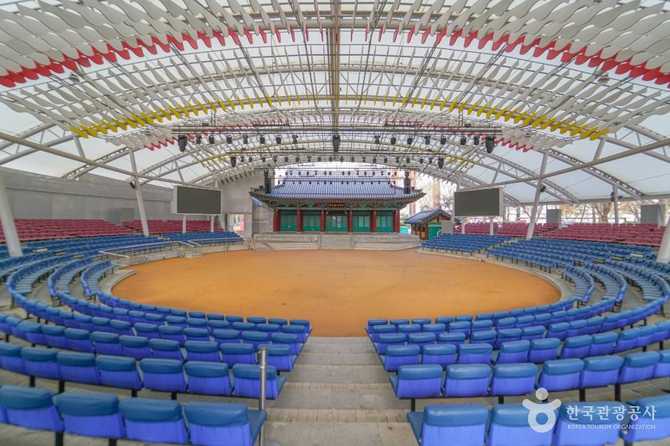 Experience Traditional Korean Culture at - image 9