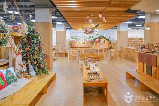 용인 알토이미술관: 자연과 예술이 어우러진 어린이 친화 미술 체험 공간 9