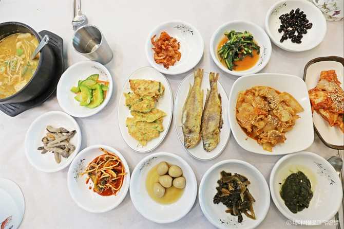Discover Traditional Korean Cuisine at - image 7