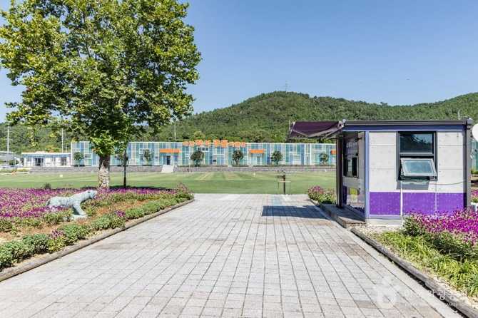 세계화석광물박물관: 광물과 화석의 세계를 체험하는 특별한 장소