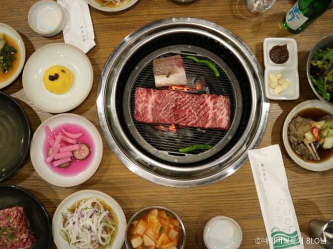 서울 마포구 배꼽집, 소고기구이와 한돈 참갈비 맛집 소개 1