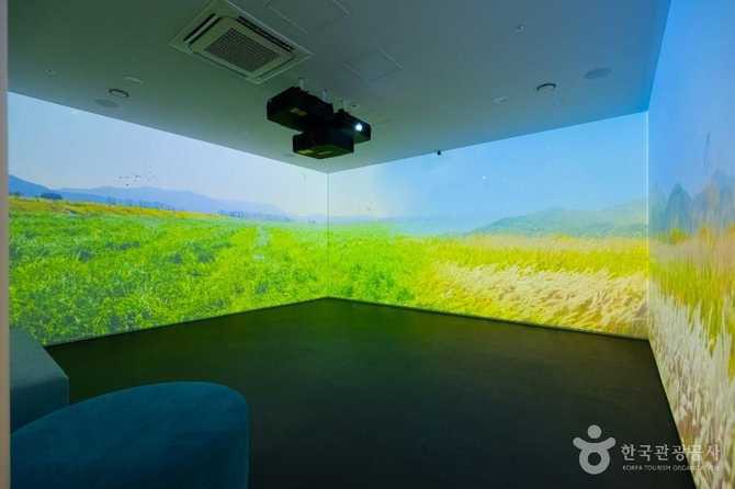 해남 땅끝순례문학관: 지역 문학사와 문화 체험의 명소 2