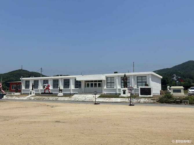 홍천 와동분교장, 문화예술공간으로 재탄생한 (구)주봉초 2