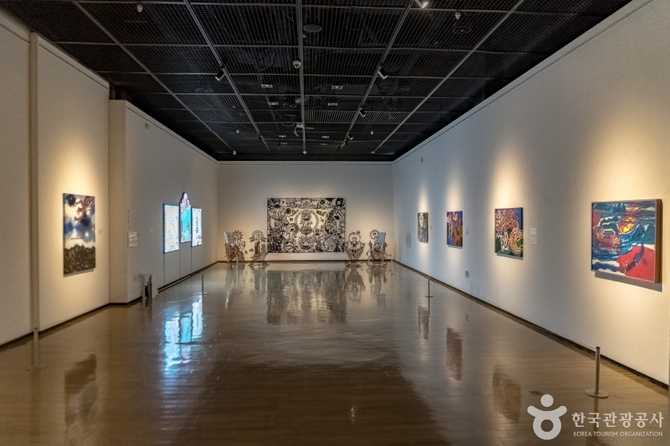 Experience Traditional Korean Art at - image 1