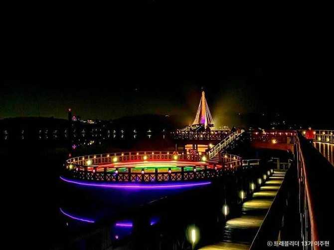 Discover Eunpyeong Water Light Bridge - image 7
