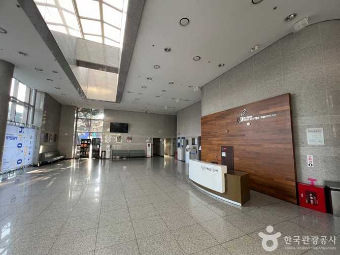 Hanam Arts and Culture Center - image 8