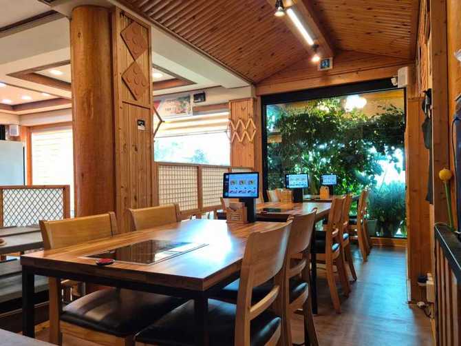Discover the Best Seafood Dining - image 3
