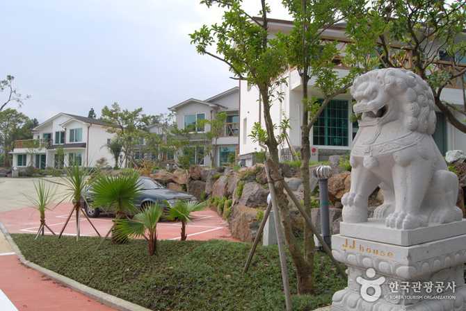 Experience Eco - image 2